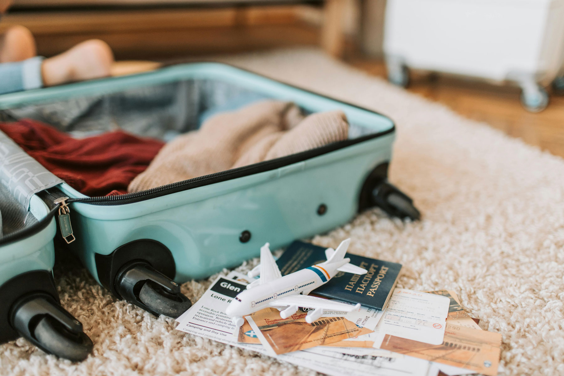 Pack Like a Pro and Travel Lighter