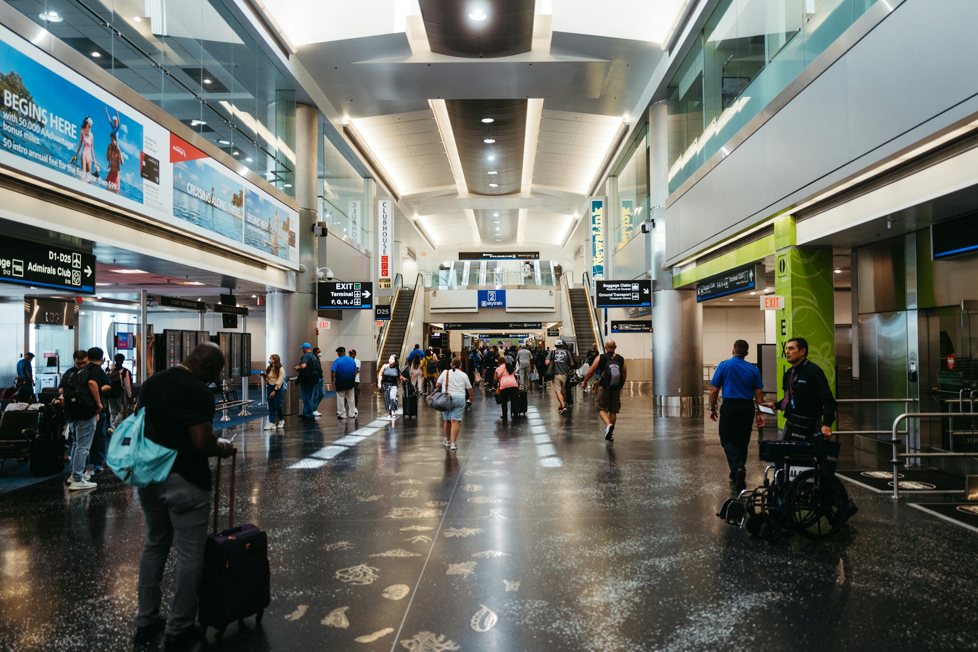 How To Overcome a Fear of Flying