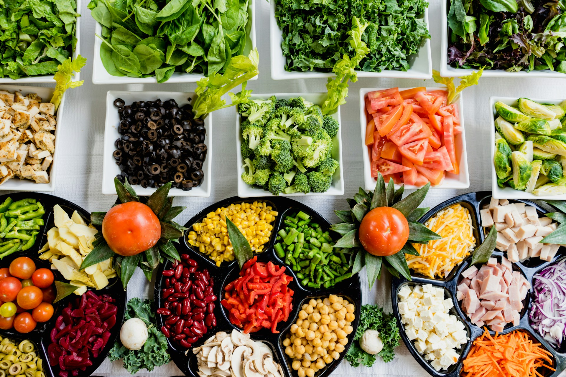 How to Eat Healthy While Traveling