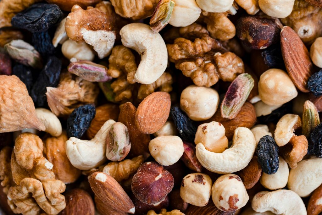 Trail mix with cashews, almonds and dried fruits