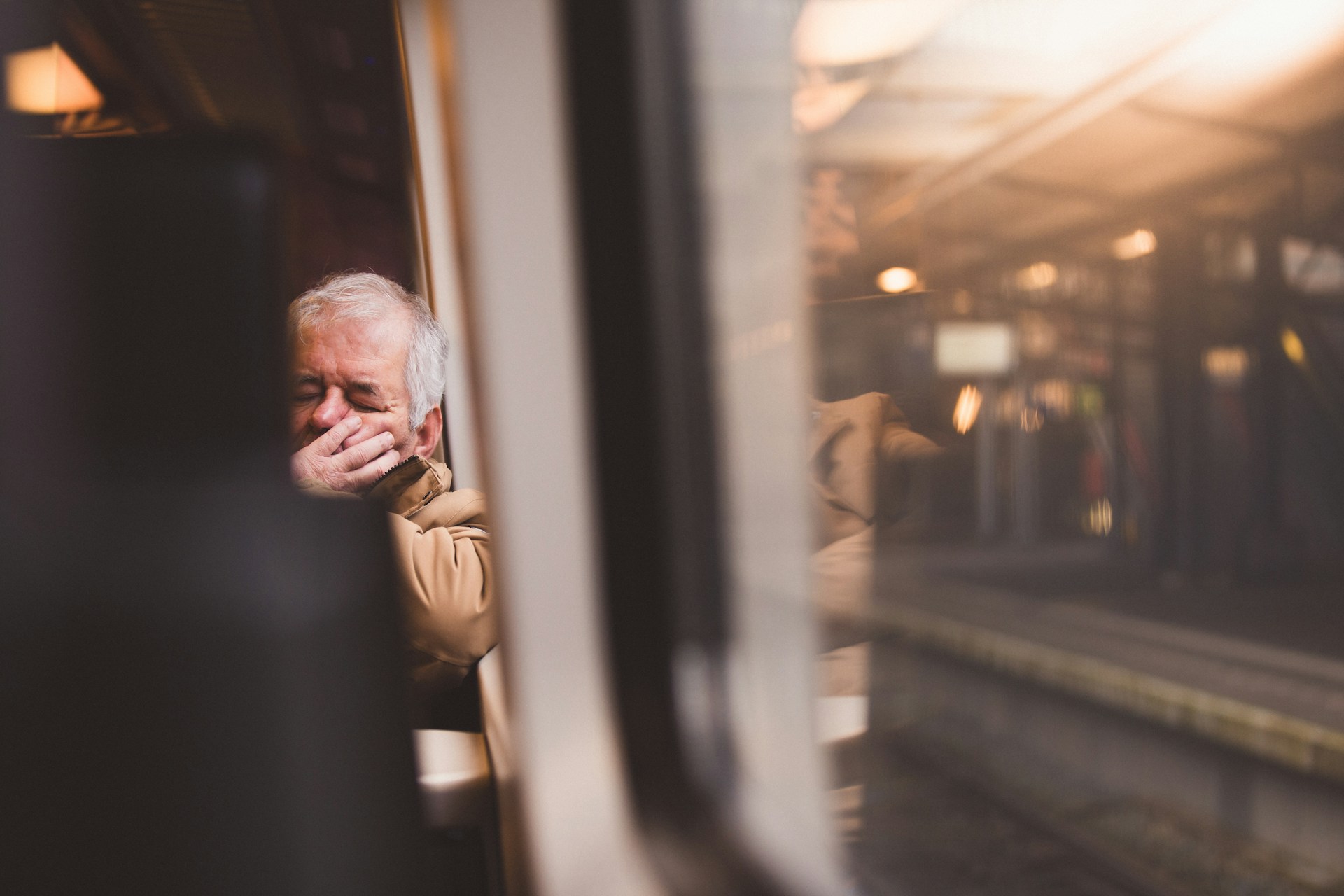 Effects of Flying: How Flying Seriously Messes With Your Mind