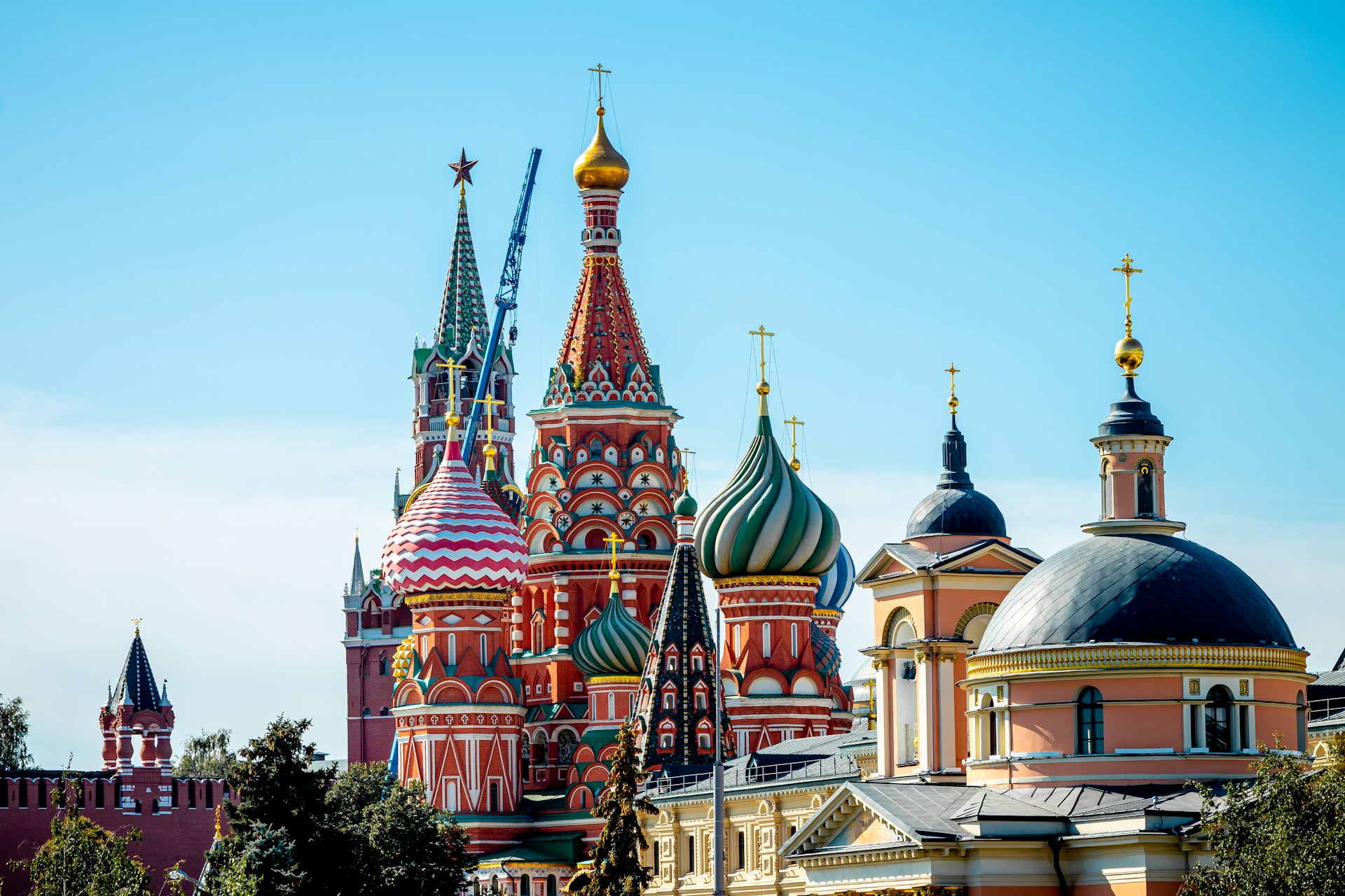 Exploring The Hidden Moscow