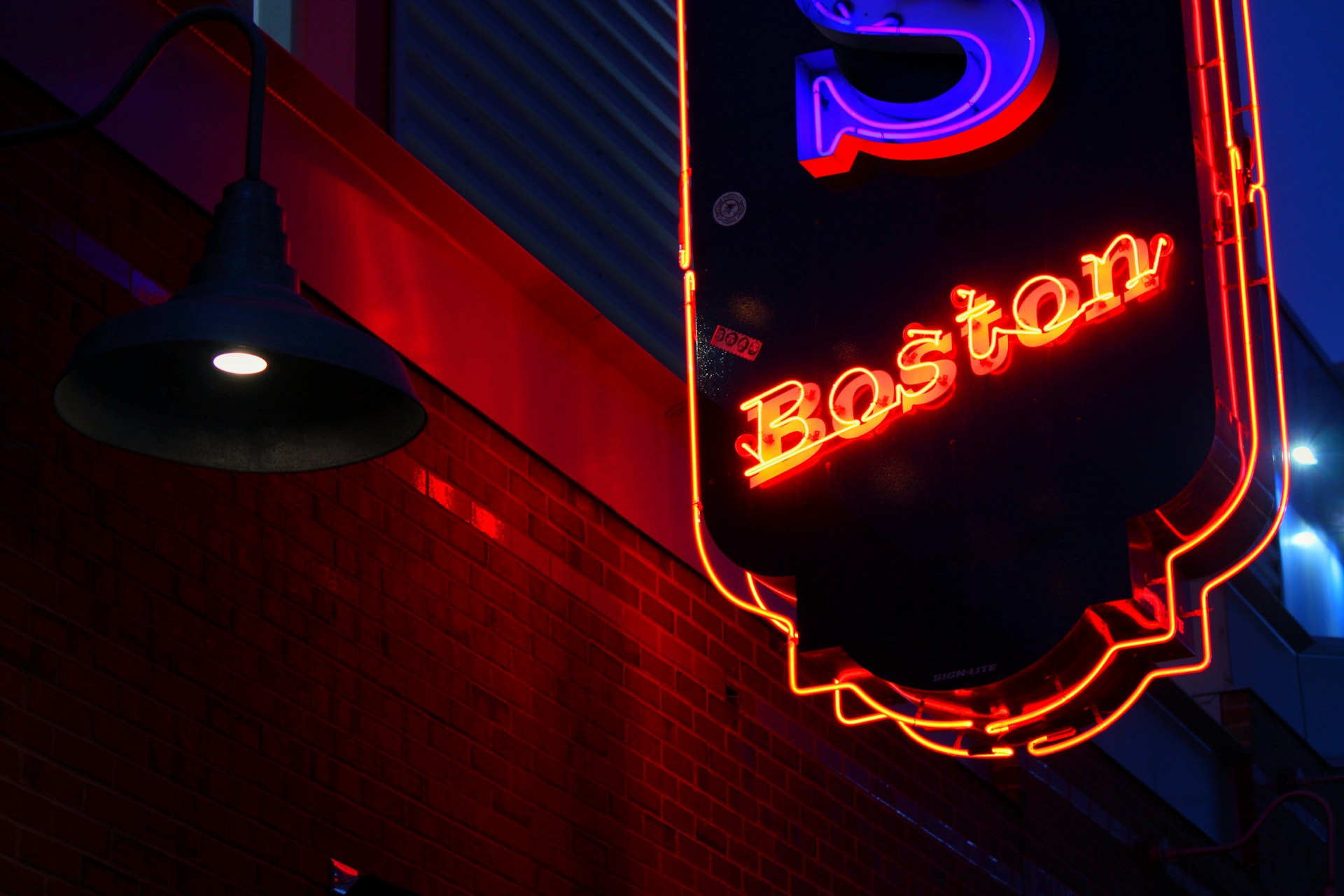 Discover Boston’s Best Restaurants: 12 Top Dining Spots